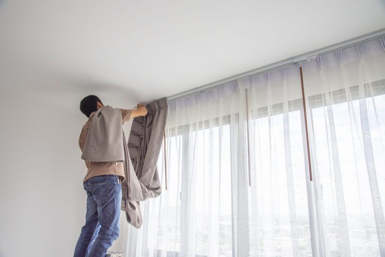 How-to-Install-Curtain