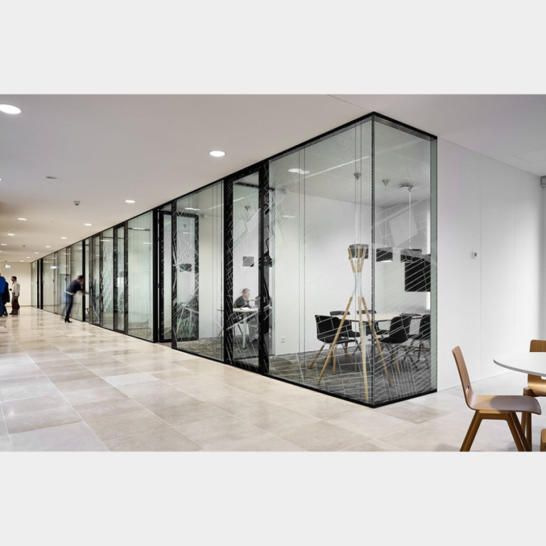 office room glass partition wall