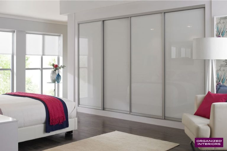 sliding-closet-door-ploar-white-glass-toronto